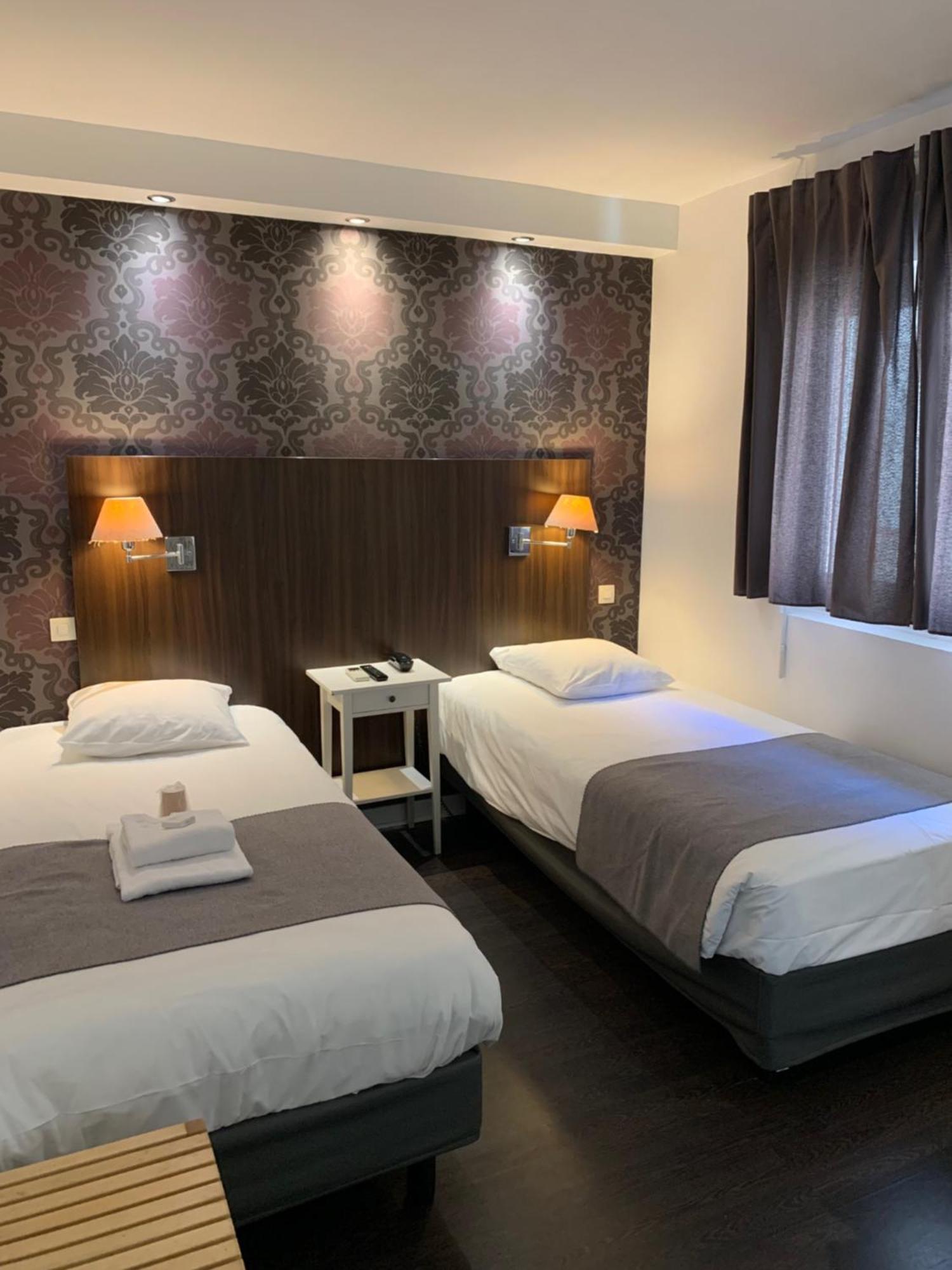 Hotel Les Negociants Valence  Bagian luar foto