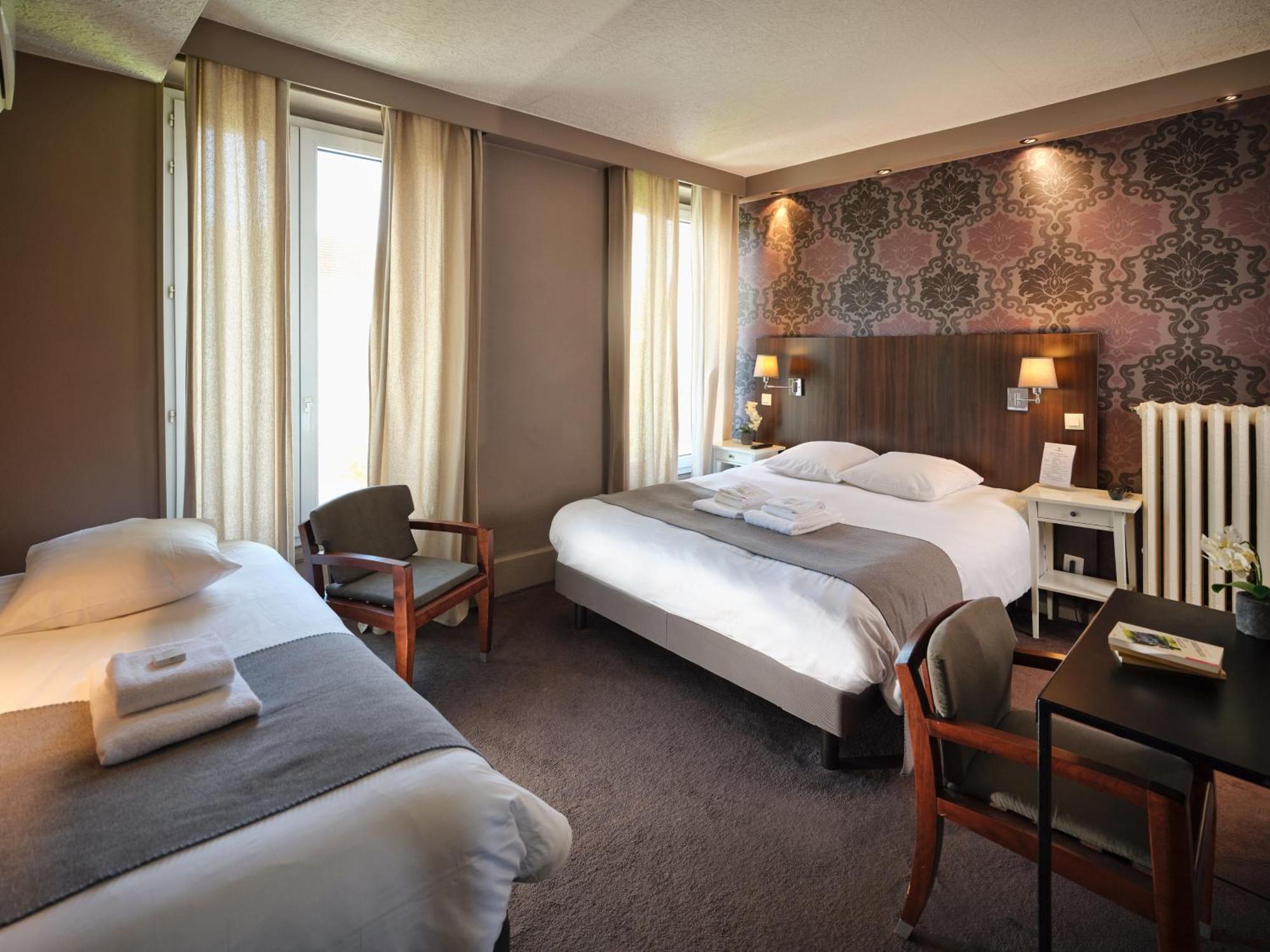 Hotel Les Negociants Valence  Bagian luar foto